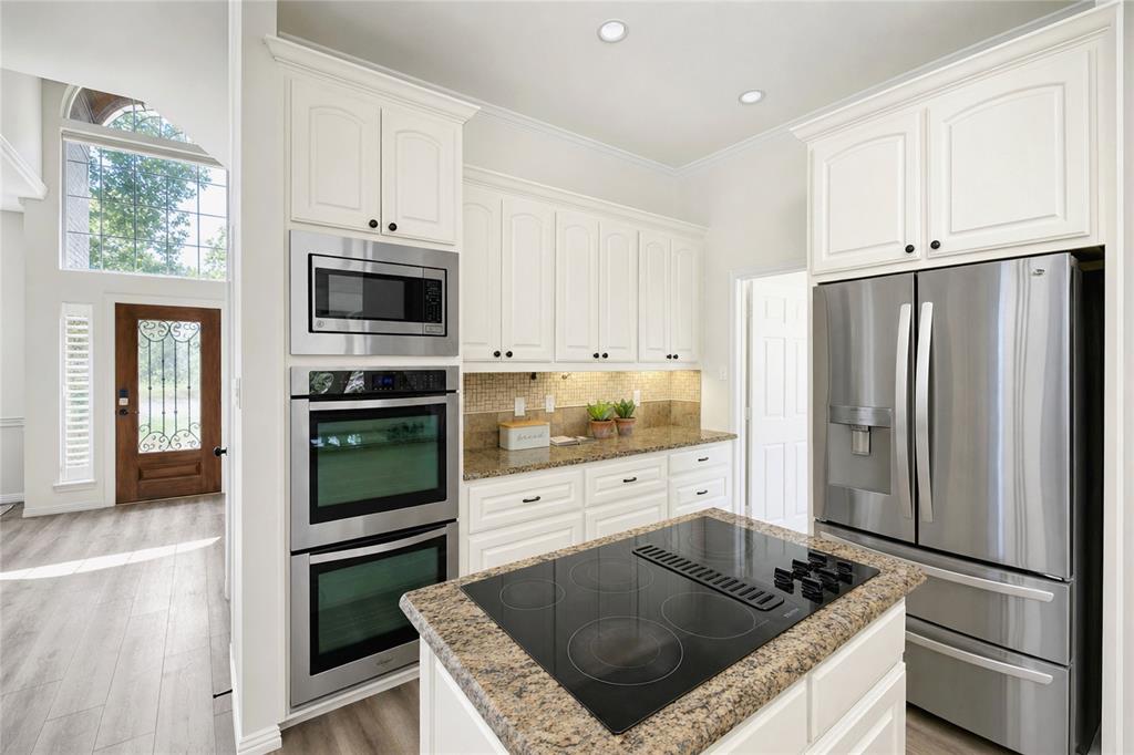 948 Tealwood Drive Property Photo 10