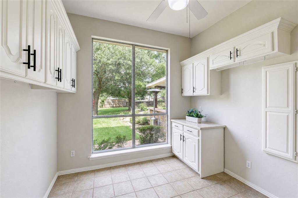 948 Tealwood Drive Property Photo 17