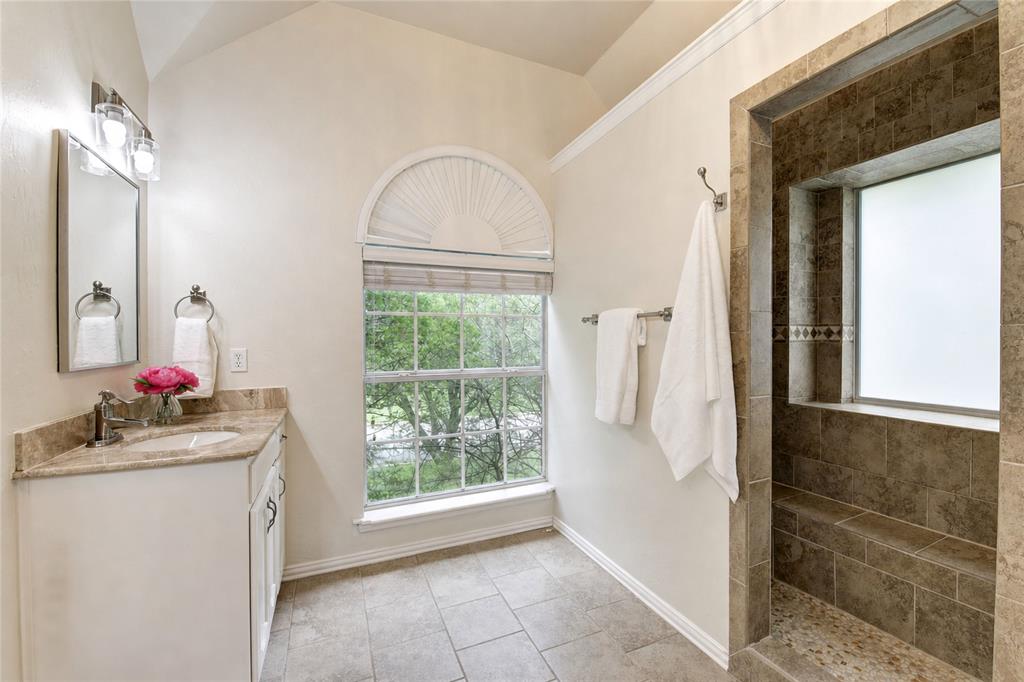 948 Tealwood Drive Property Photo 27