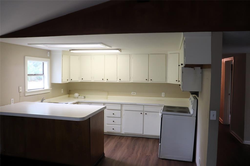 4366 E Interstate 30 Property Photo 5