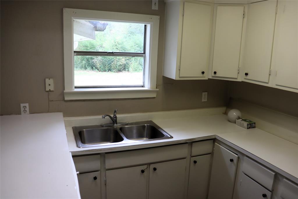 4366 E Interstate 30 Property Photo 6