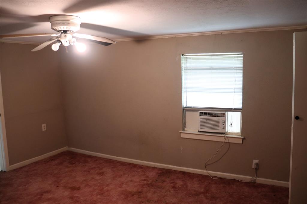 4366 E Interstate 30 Property Photo 9
