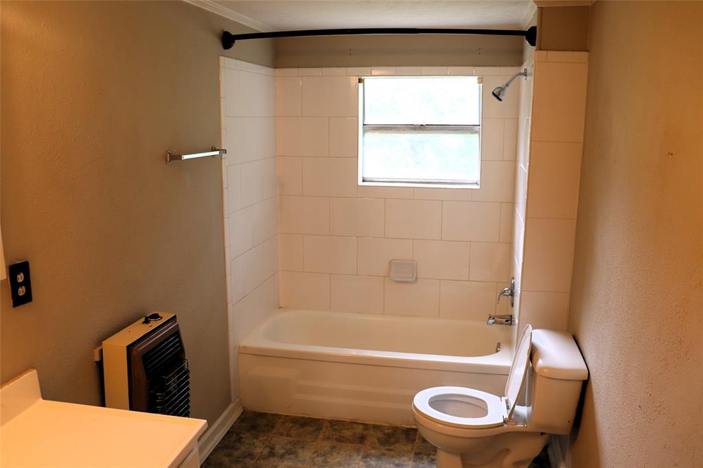 4366 E Interstate 30 Property Photo 12
