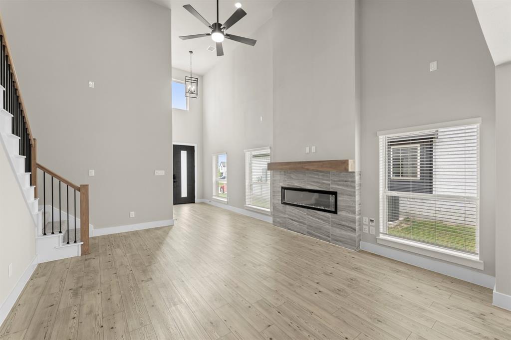 3108 Summer Rain Lane Property Photo 5
