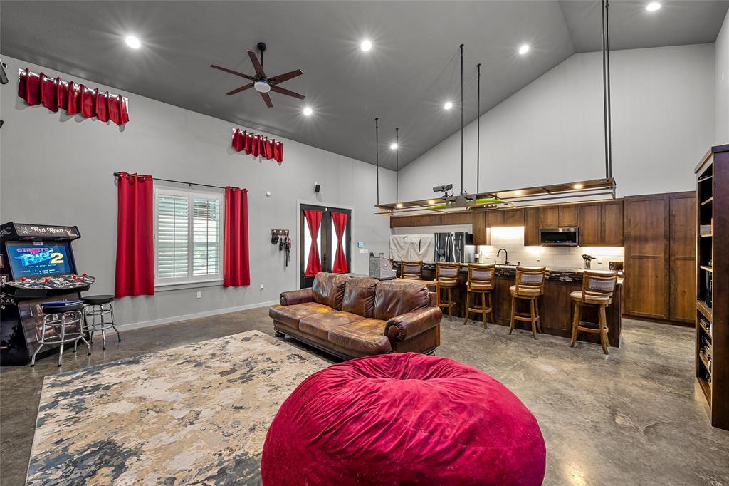289 Cr 4275 Property Photo 9