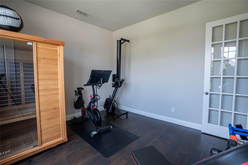 10316 Colina Drive Property Photo 12