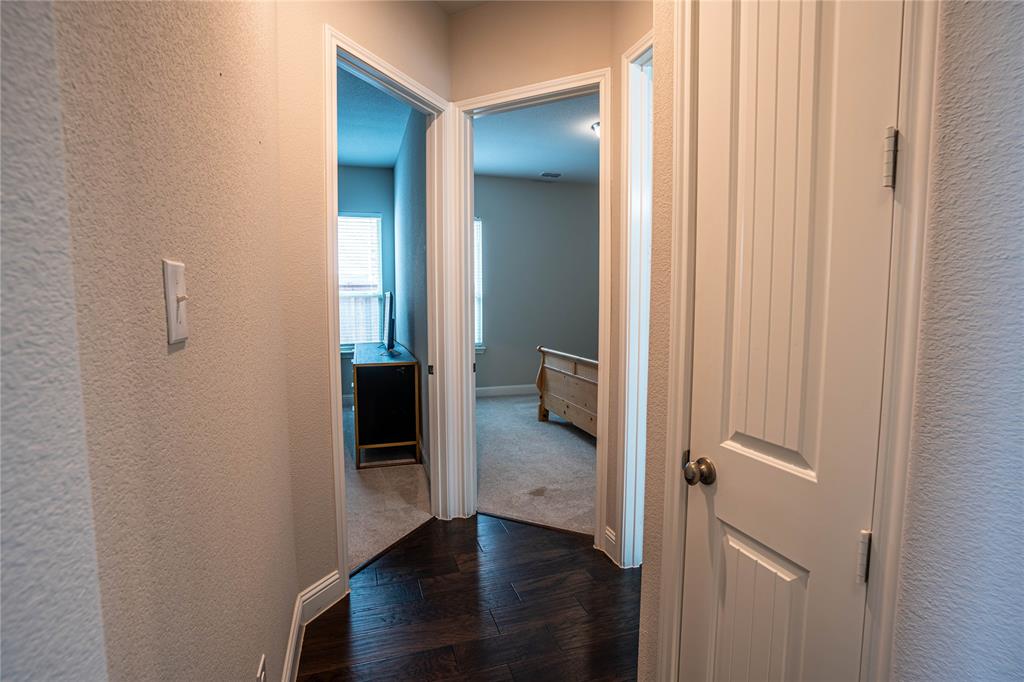 10316 Colina Drive Property Photo 14