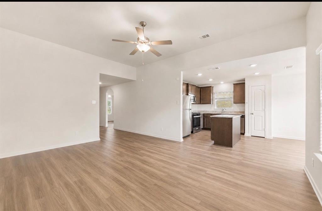 309 Donna Drive Property Photo 5