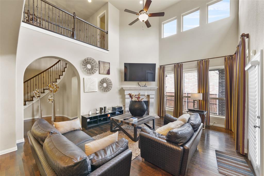 10082 Drawbridge Drive Property Photo 10