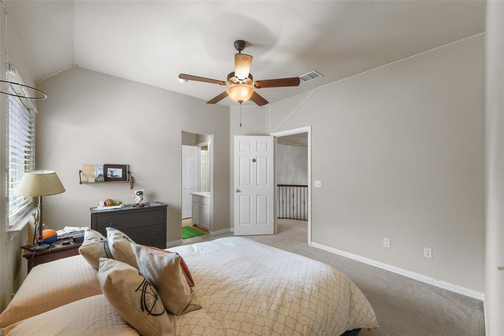 10082 Drawbridge Drive Property Photo 25
