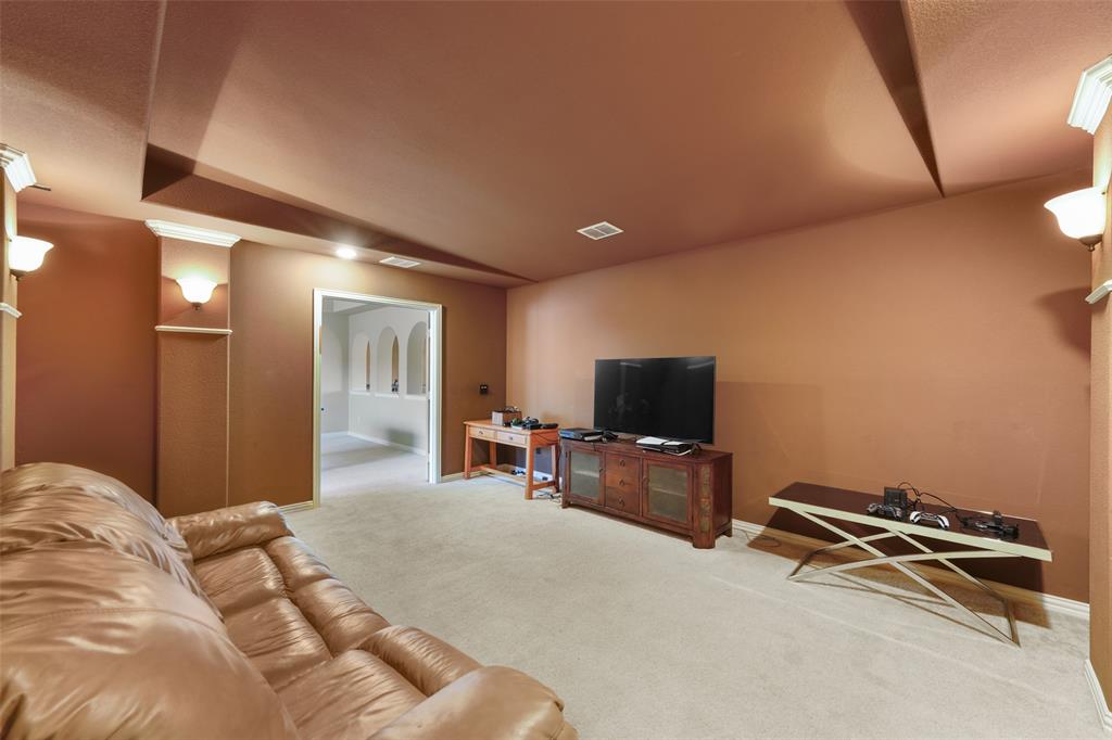 10082 Drawbridge Drive Property Photo 28