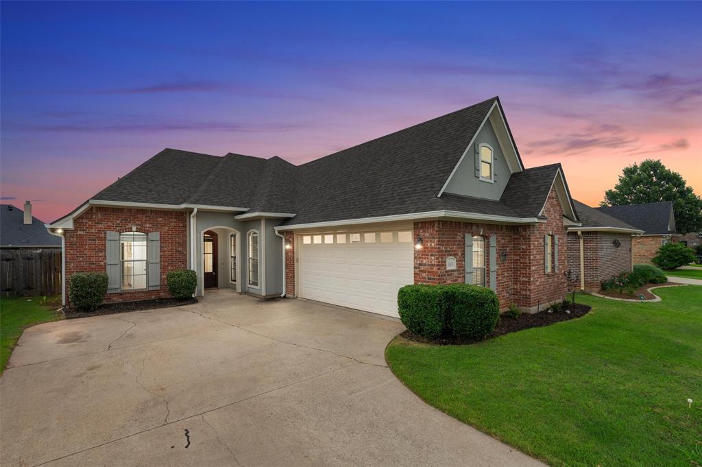 313 Chancellorsville Court Property Photo 1