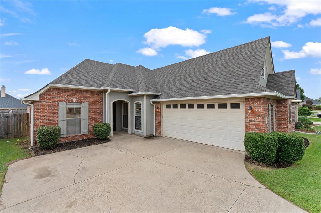 313 Chancellorsville Court Property Photo 3