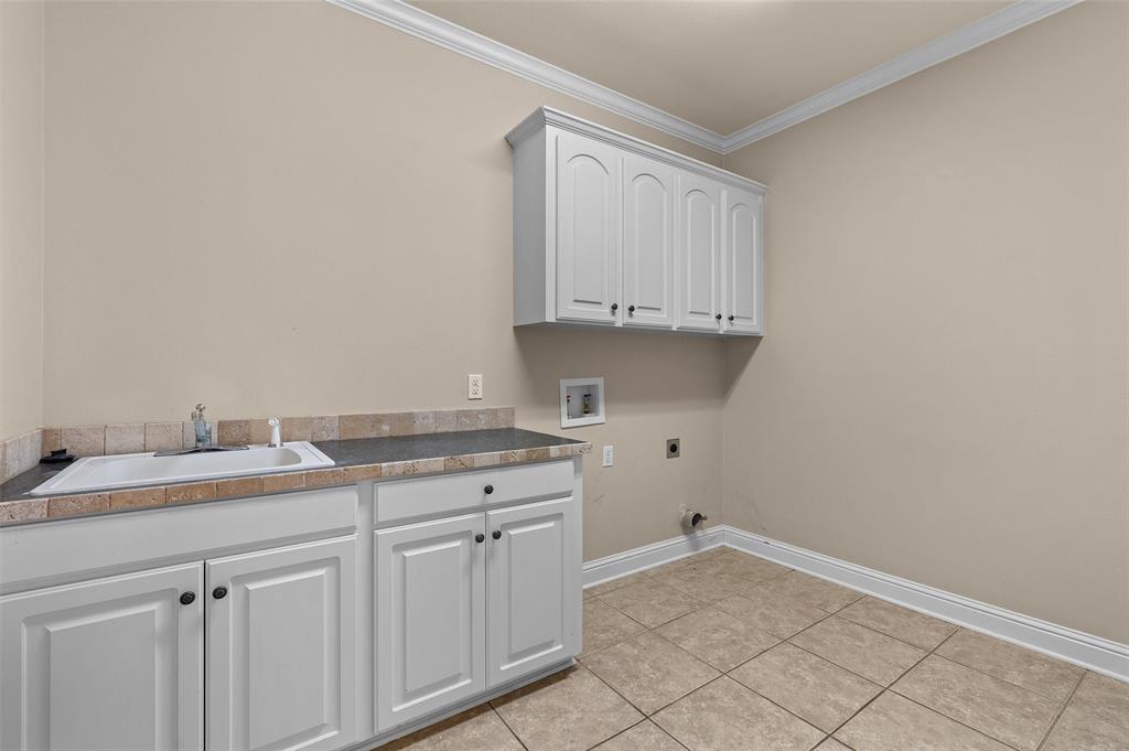 313 Chancellorsville Court Property Photo 13