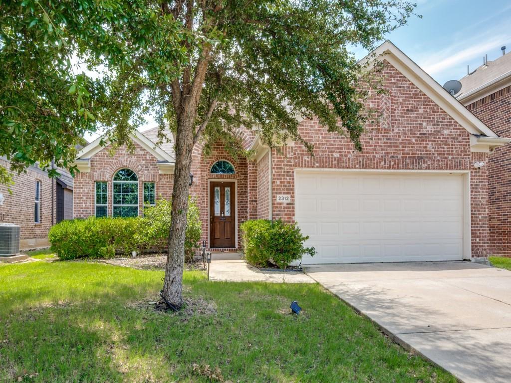 2312 Fountain Gate Drive Property Photo 2