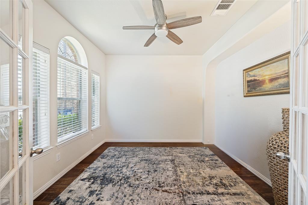2312 Fountain Gate Drive Property Photo 5