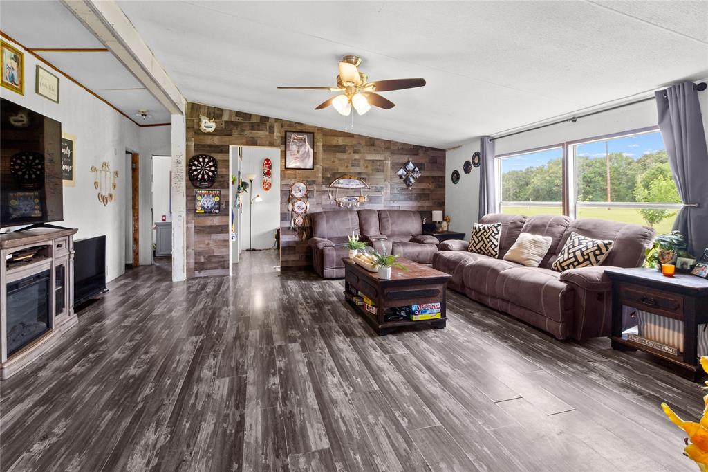 1501 2nd Street Property Photo 8