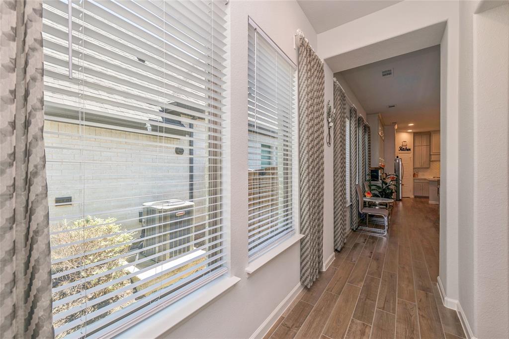 9108 Winding Creek Drive Property Photo 3