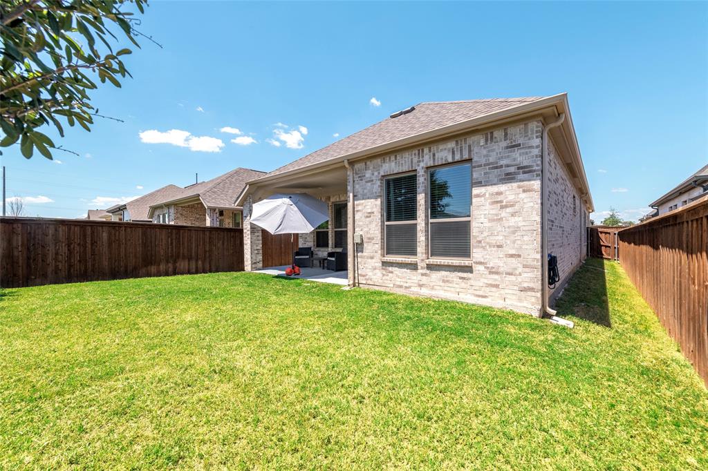 9108 Winding Creek Drive Property Photo 30
