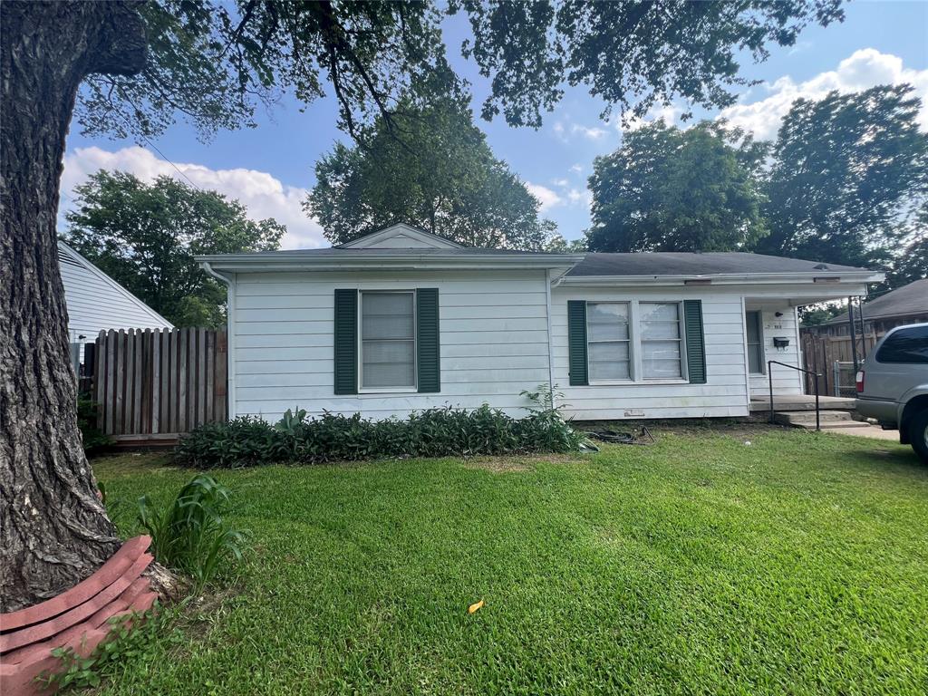 8810 Eldon Drive Property Photo 1