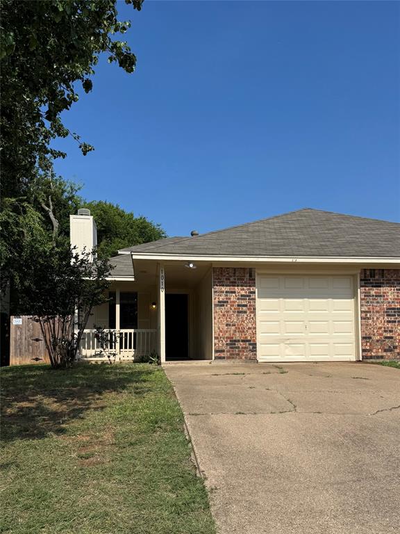 1010 Irene Street Property Photo 1
