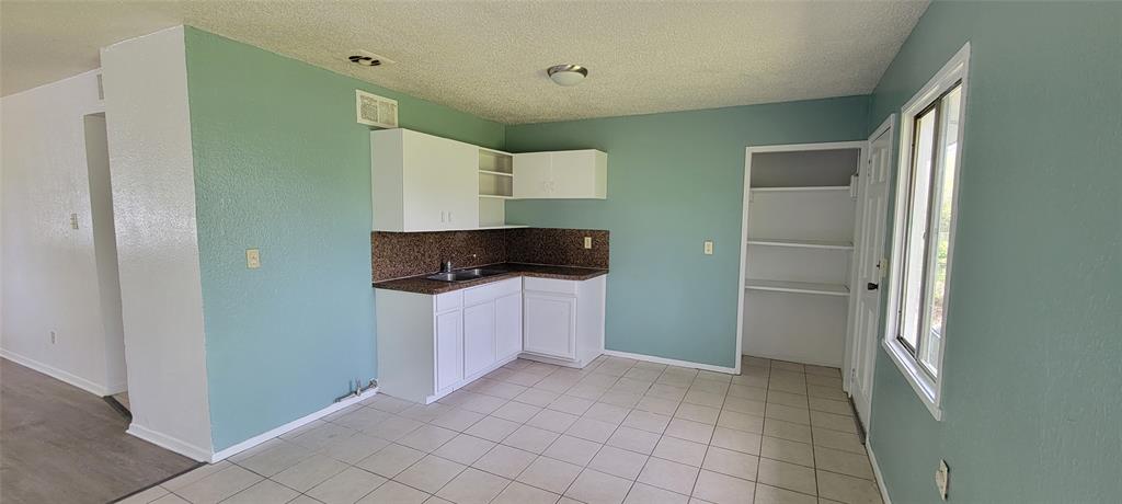 5306 Prentiss Street Property Photo 4