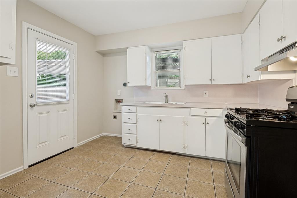 219 Harman Street Property Photo 11