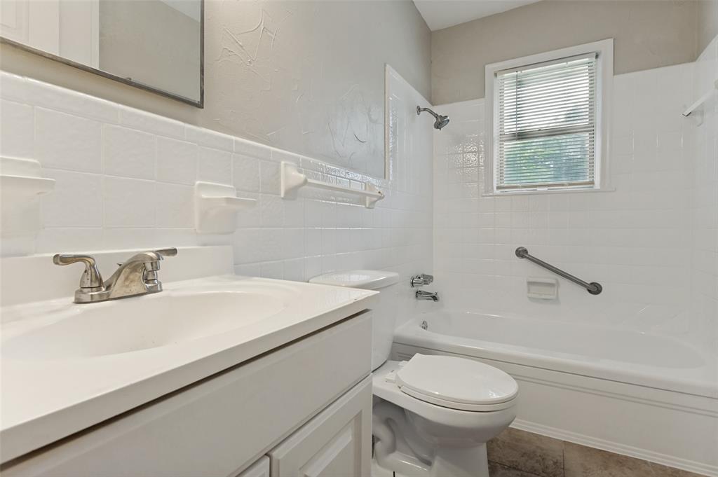 219 Harman Street Property Photo 17
