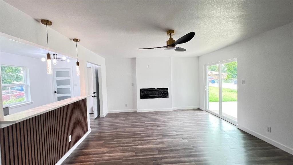 1711 Heather Glen Drive Property Photo 14