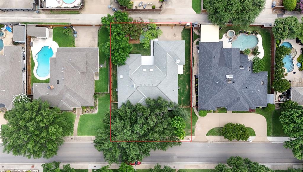 7130 Debbe Drive Property Photo 4