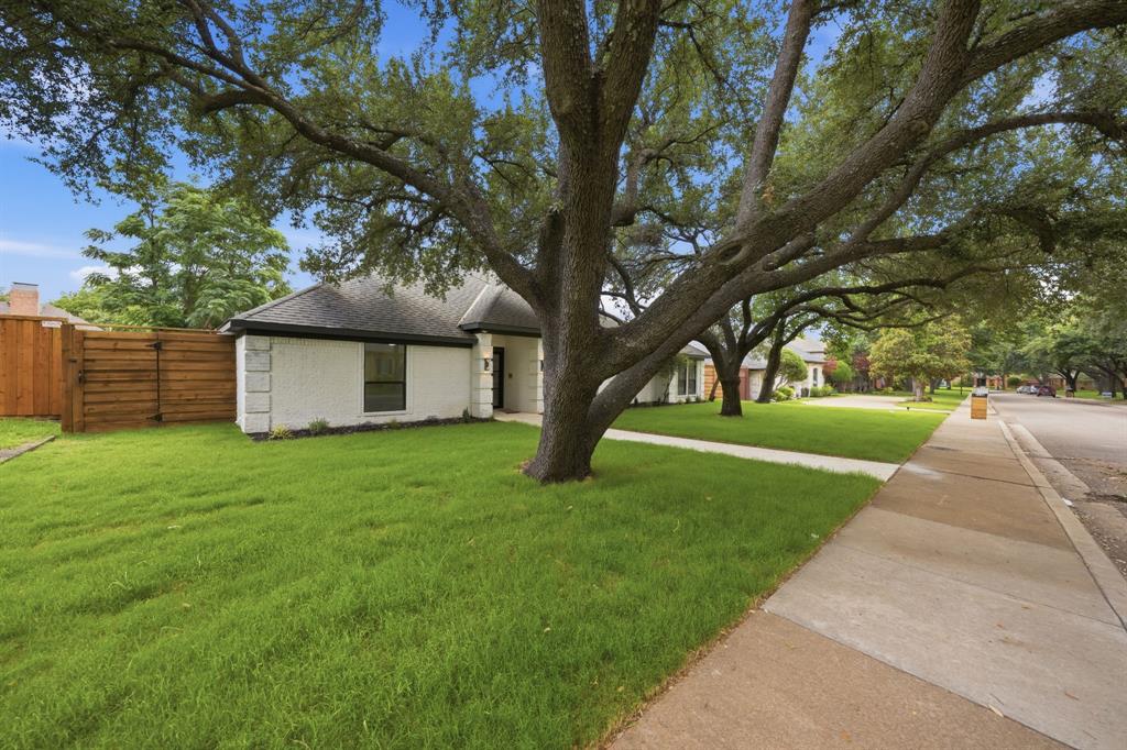 7130 Debbe Drive Property Photo 6