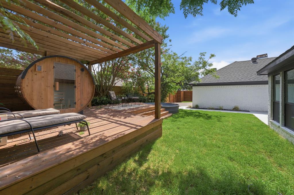 7130 Debbe Drive Property Photo 36