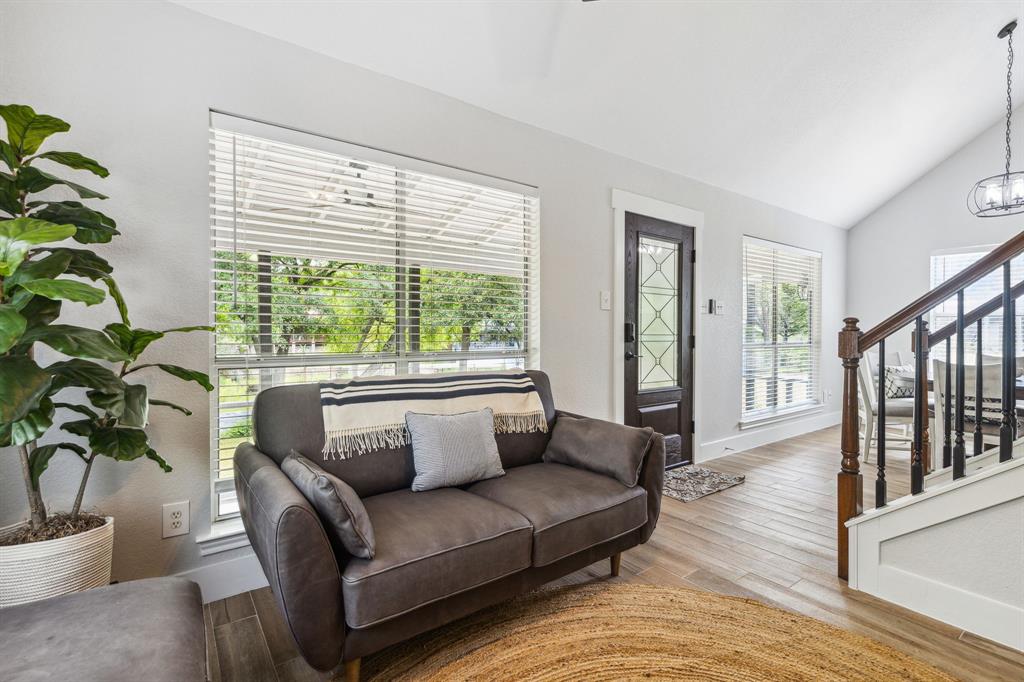 2545 Forest Park Property Photo 1