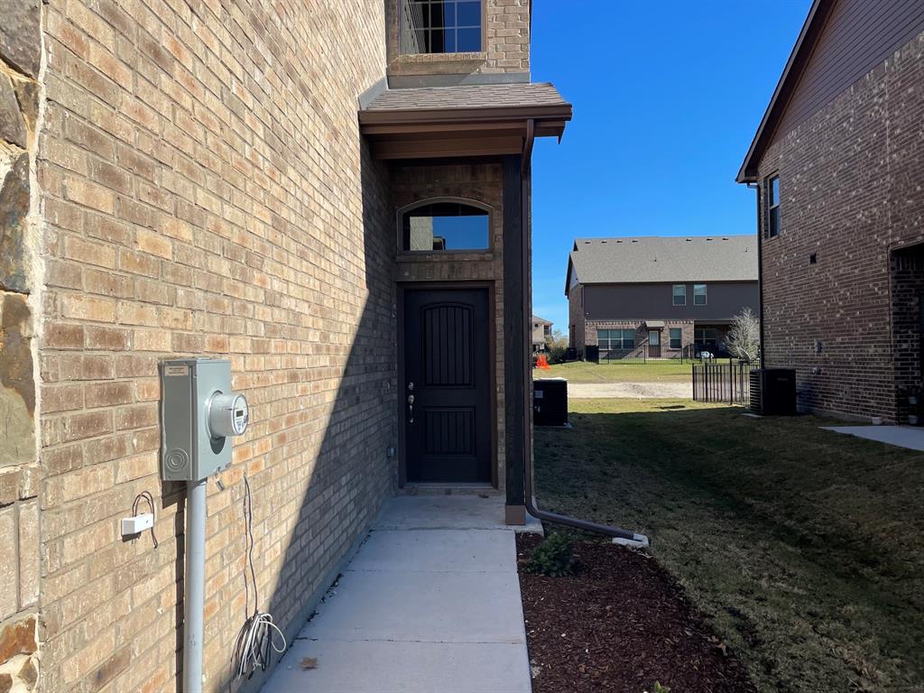 6810 Jade Drive Property Photo 2