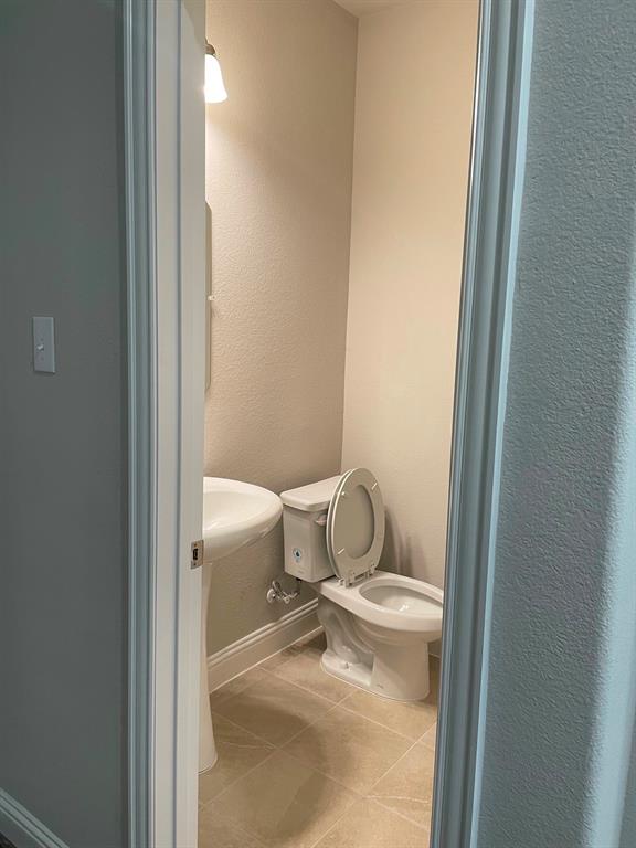 6810 Jade Drive Property Photo 9