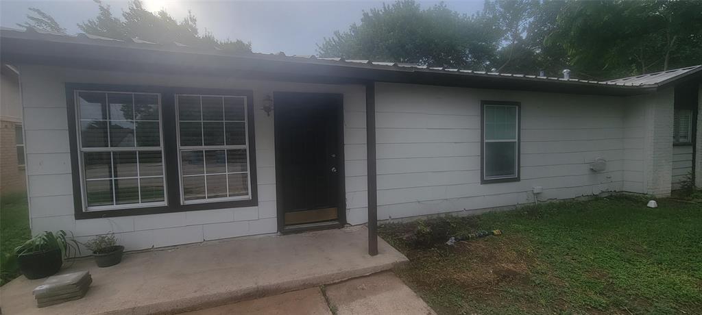 716 N Cummings Drive Property Photo 4
