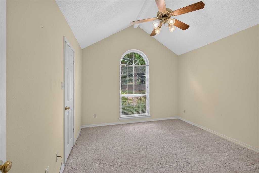 2204 Middle Creek Boulevard Property Photo 18