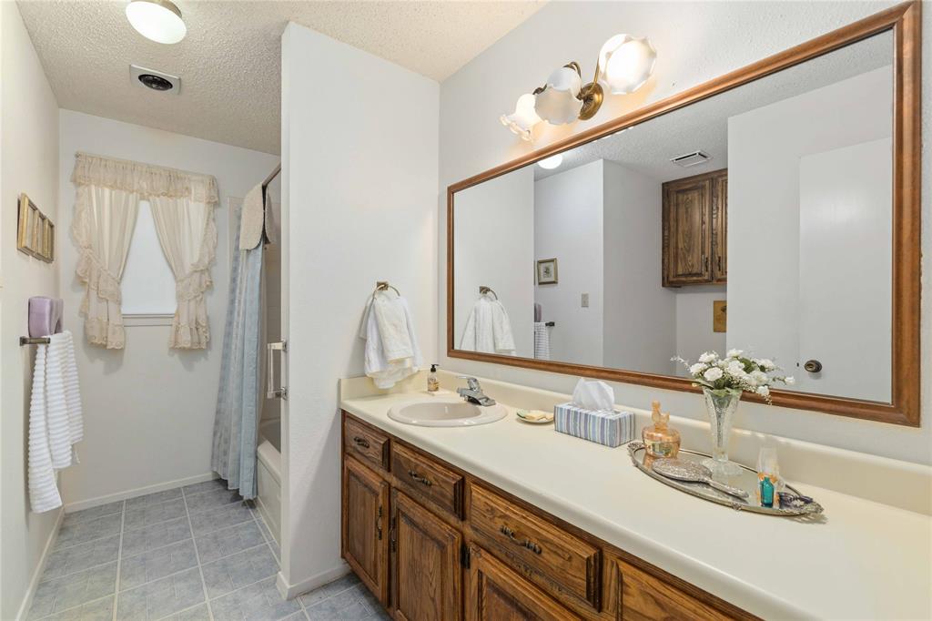 3718 Highway 36 Property Photo 14
