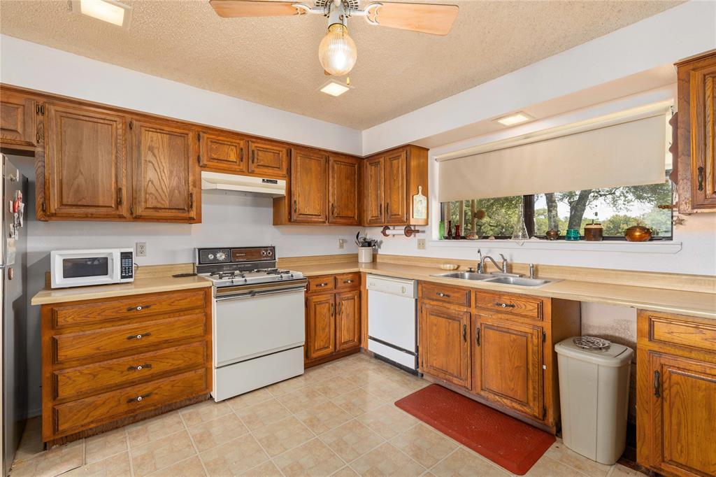 3718 Highway 36 Property Photo 22