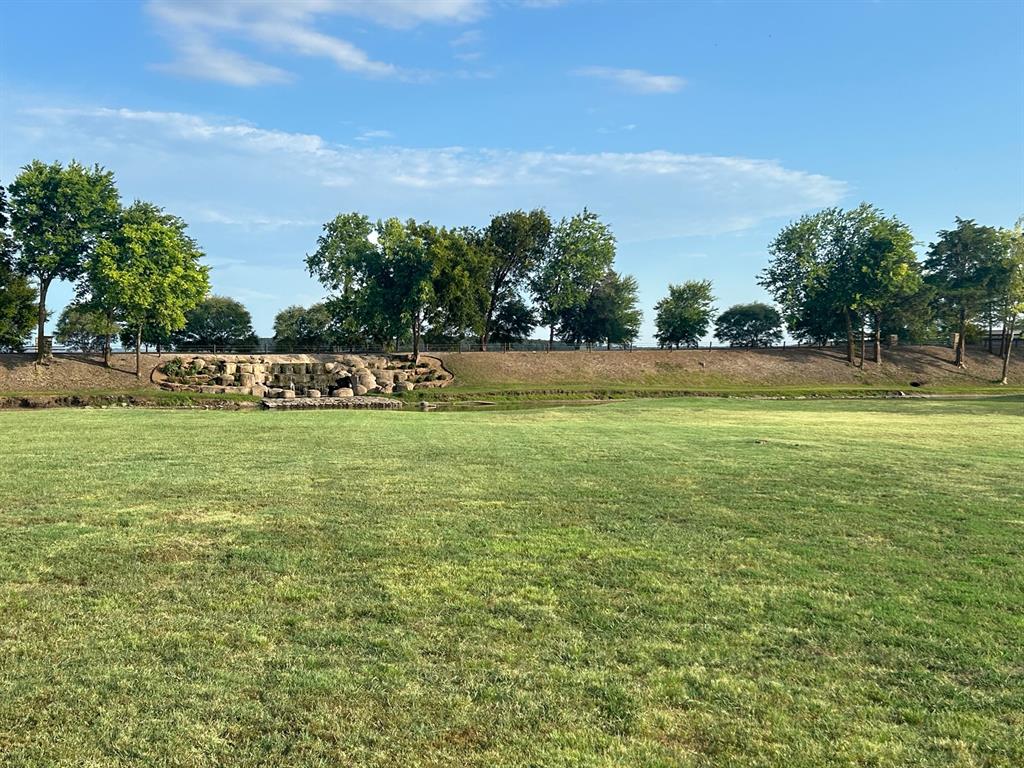 125 Pond Trail Property Photo 1