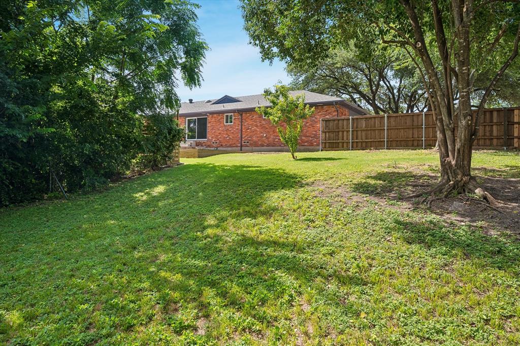 2203 Healey Drive Property Photo 12