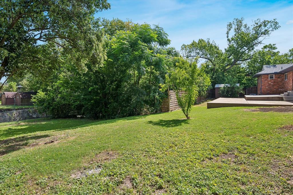 2203 Healey Drive Property Photo 13
