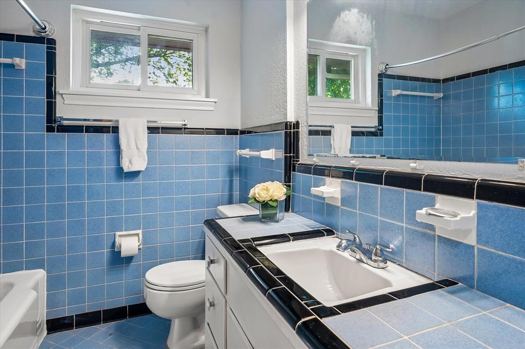 2203 Healey Drive Property Photo 23