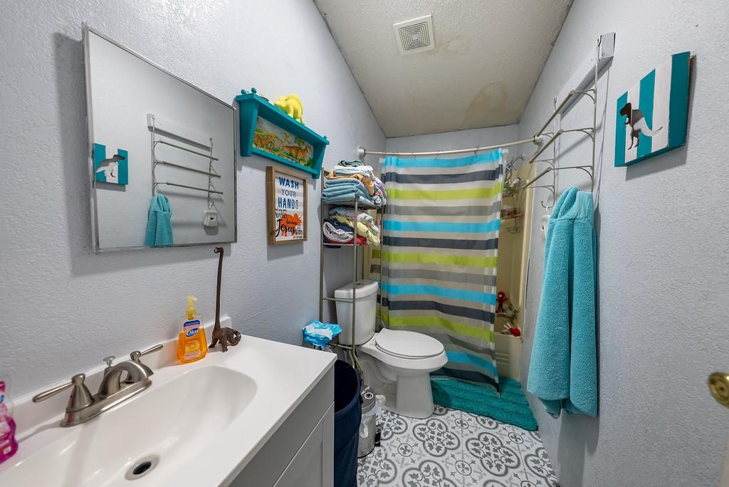 13125 S Fm 219 Property Photo 11