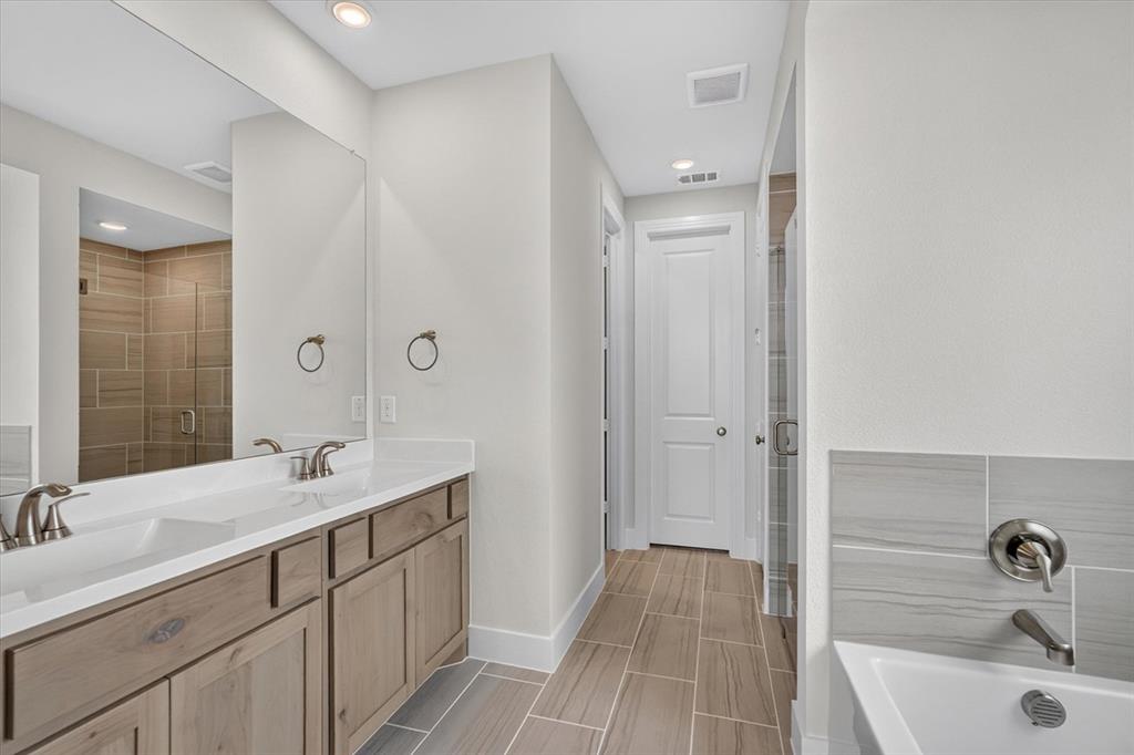 7526 Epiphany Way Property Photo 13
