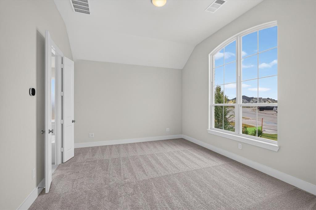7526 Epiphany Way Property Photo 15