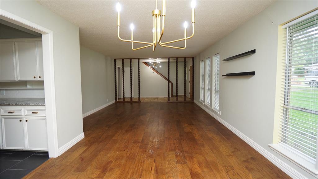 606 Queens Road Property Photo 9