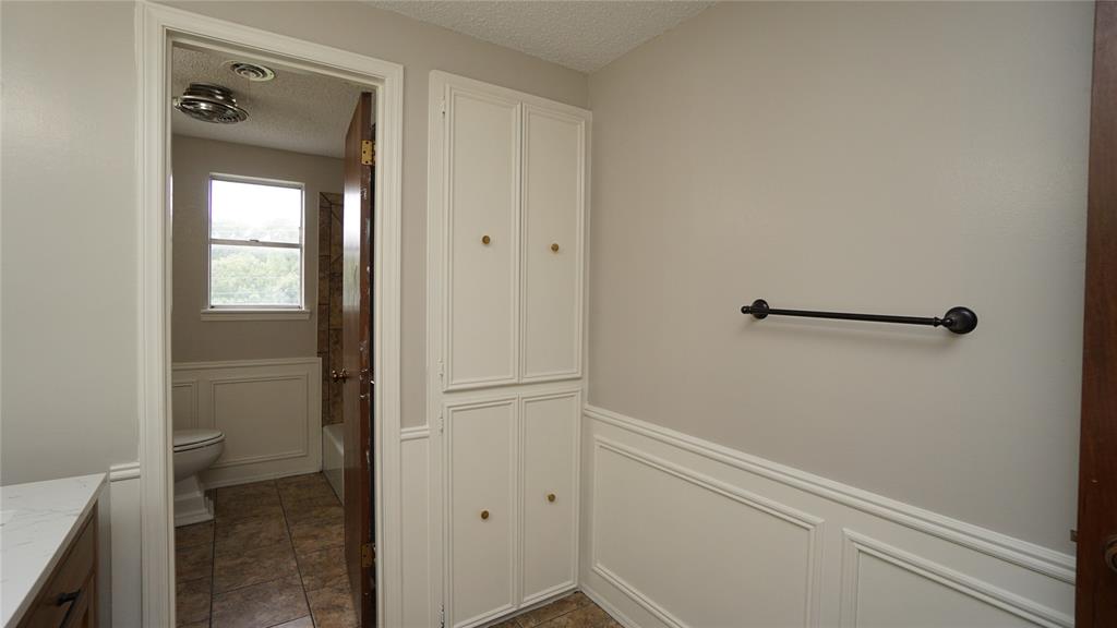 606 Queens Road Property Photo 27