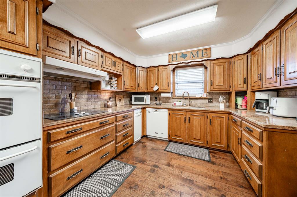 605 N Cleveland Property Photo 7