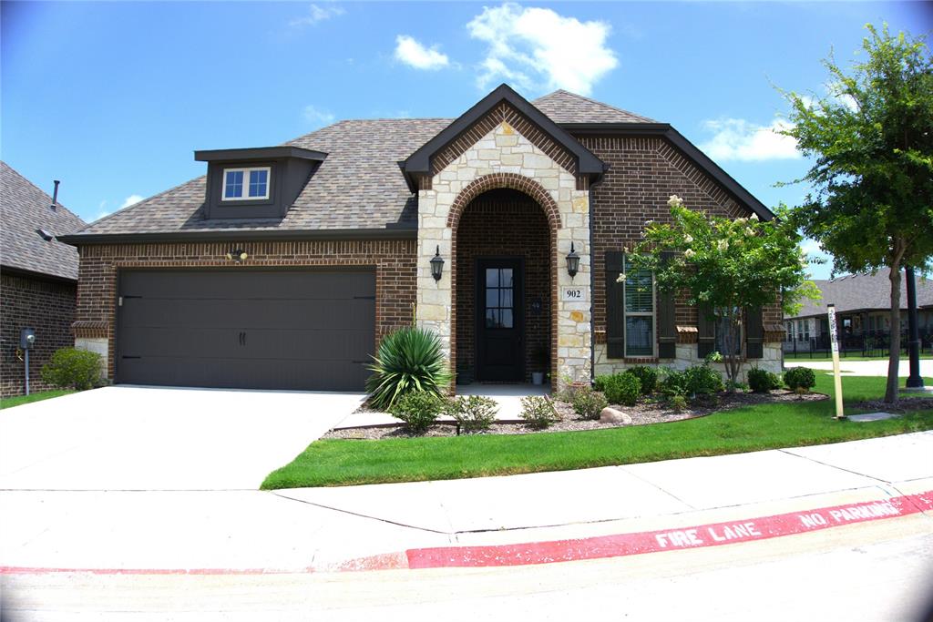 902 Sendera Lane Property Photo 1